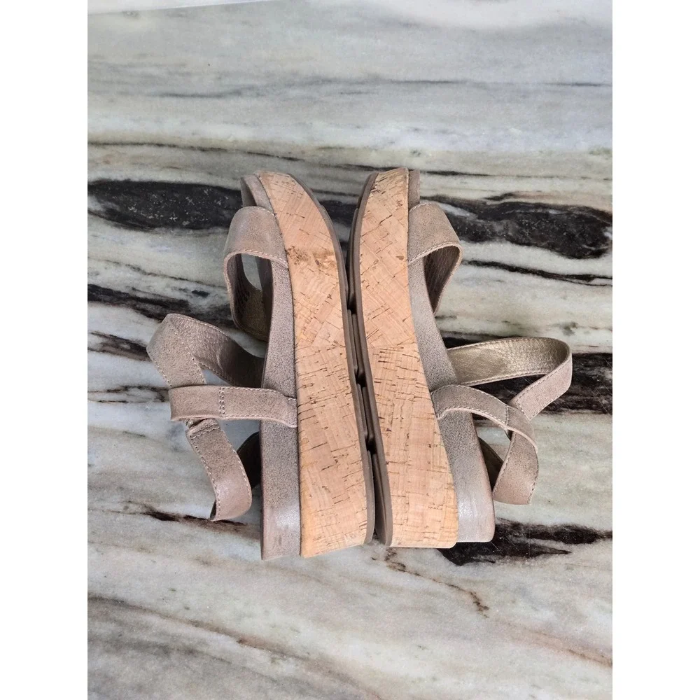 Lucca Lane Womens‎ Metallic Taupe Leather Cork Platform Wedge Sandals Size 6